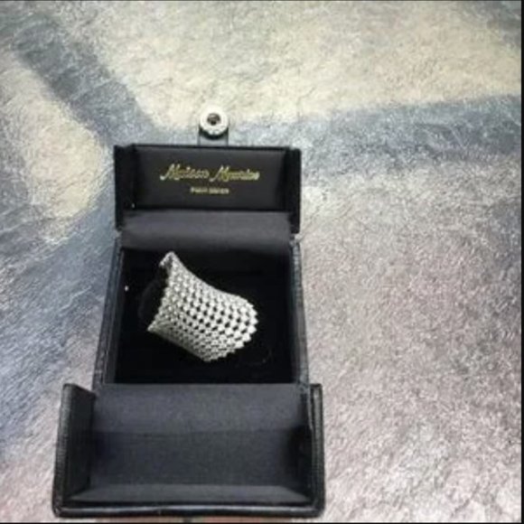 Stunning 5.22  Diamond Ring 18K White Gold - Picture 3 of 4